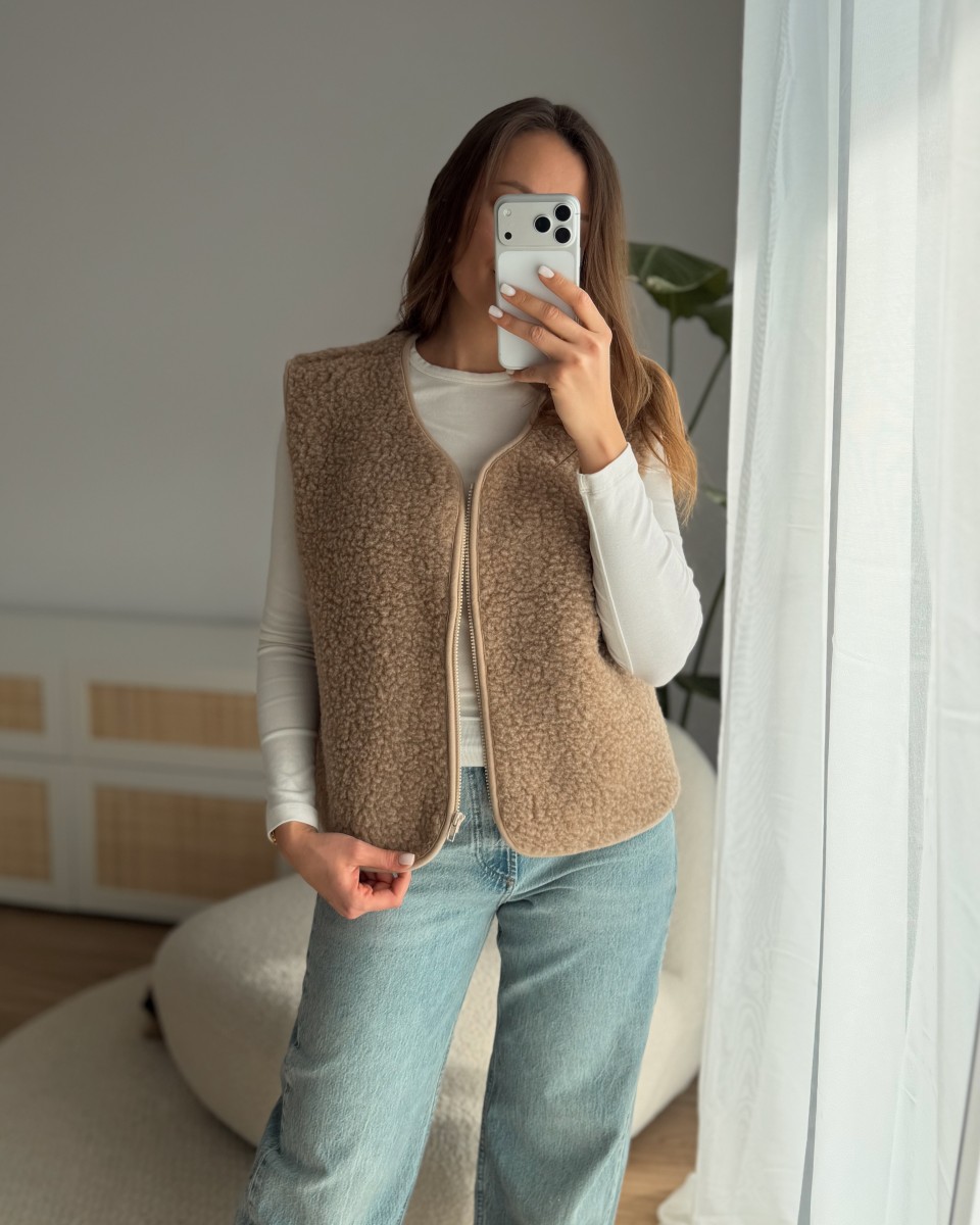 kamizelka-z-wełny-merino-brązowa.jpg