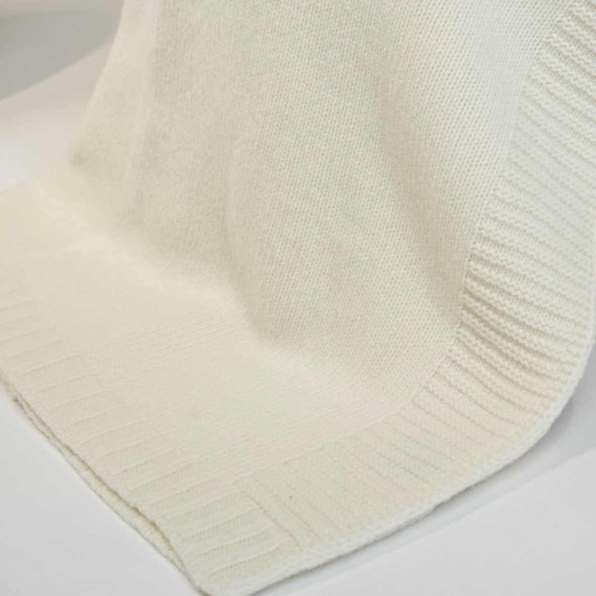 Koc z Wełny Merino 100% Ecru