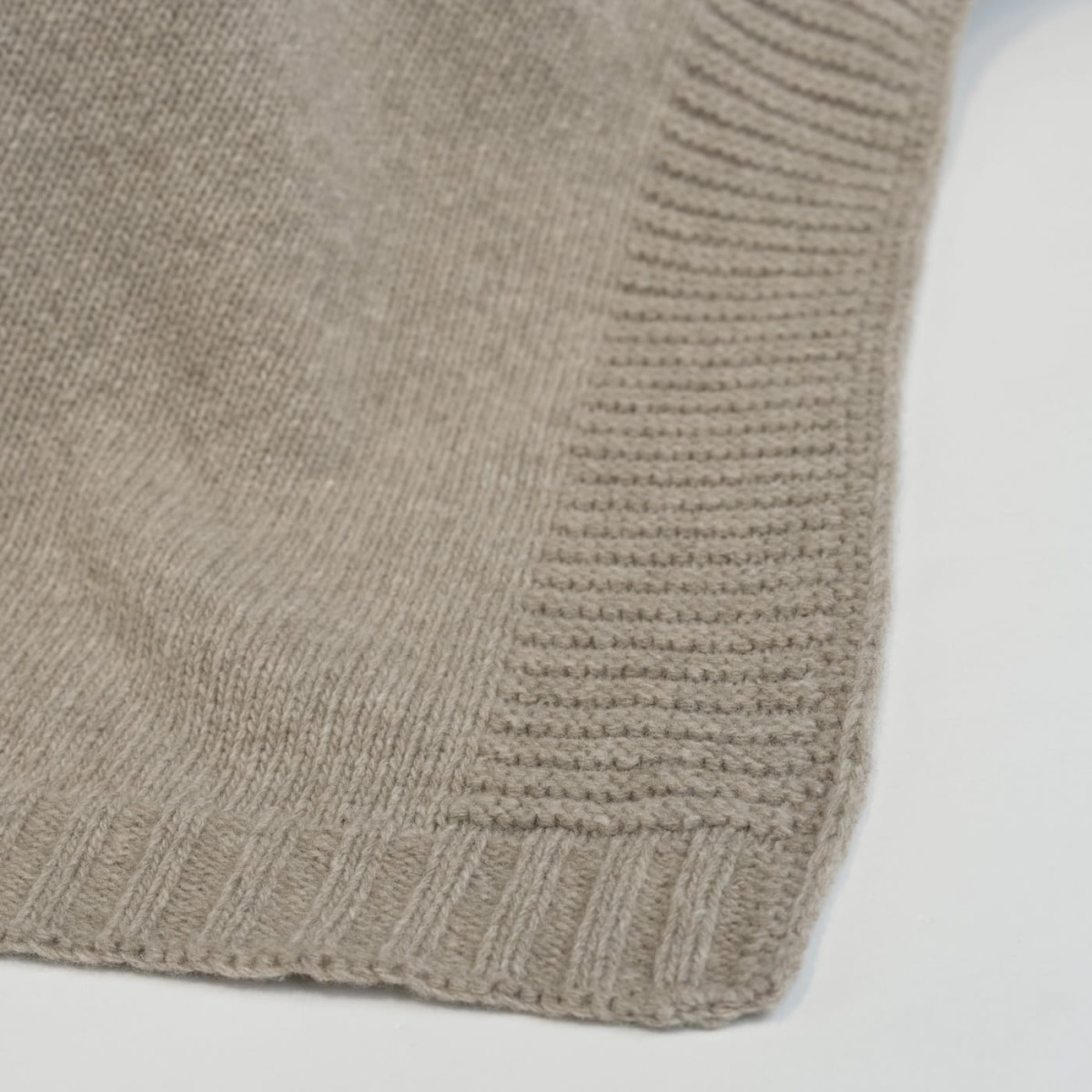 Koc z Wełny Merino 100% Brązowy