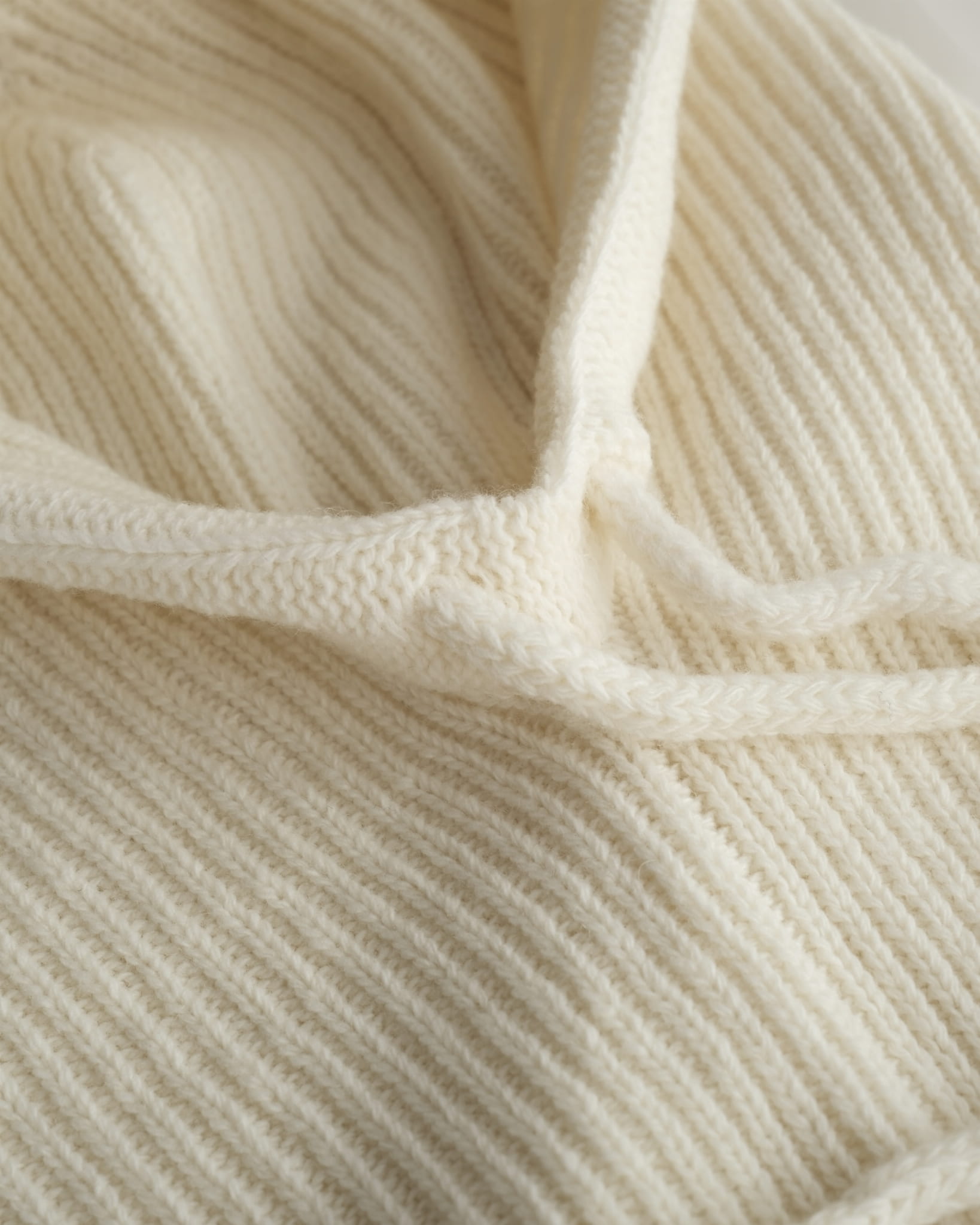 Kaptur Balaclava z wełny merino Ecru