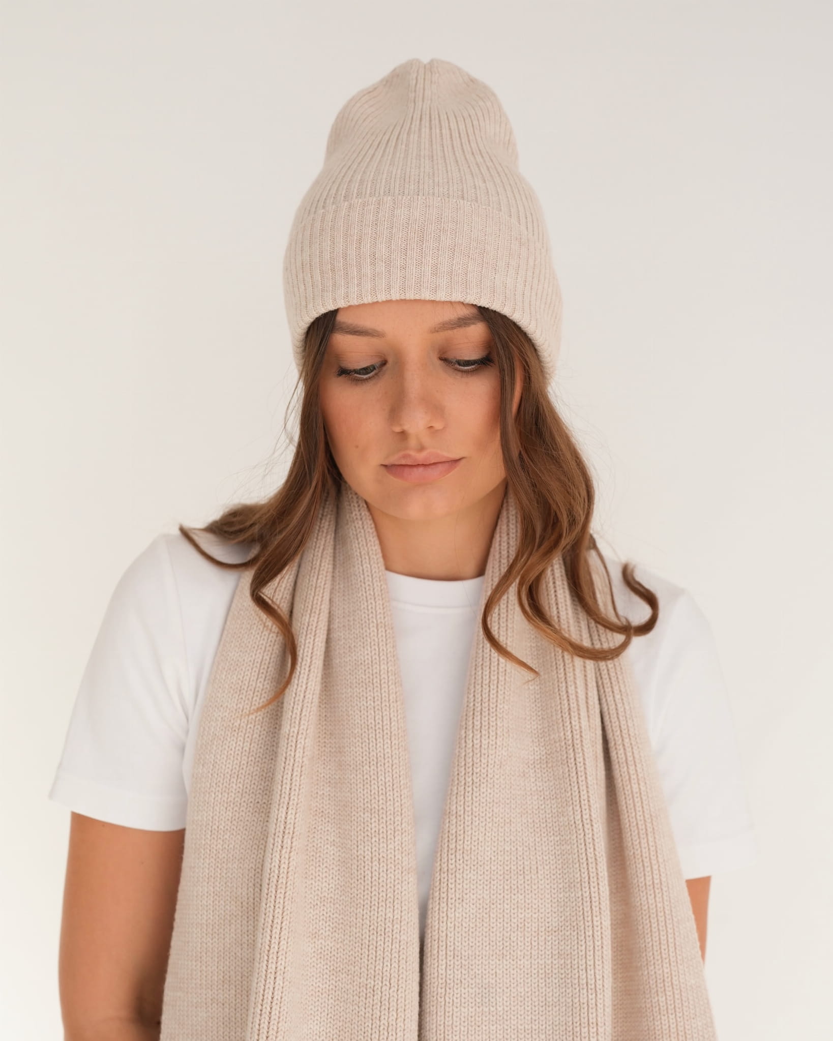czapka-z-wełny-merino-bezowa.jpeg