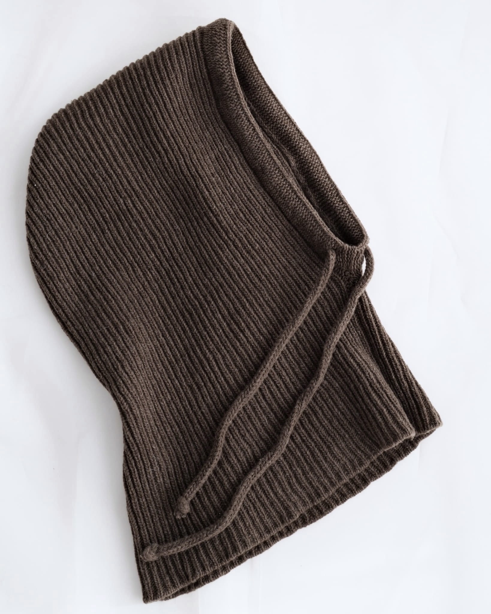 Kaptur Balaclava z wełny merino czekoladowy