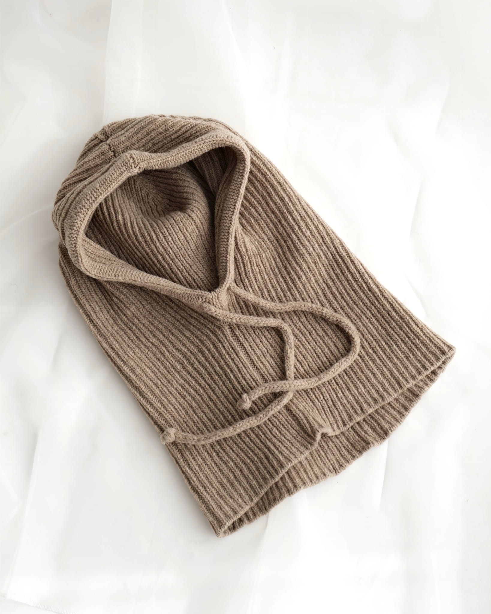 Kaptur Balaclava z wełny merino Brązowy