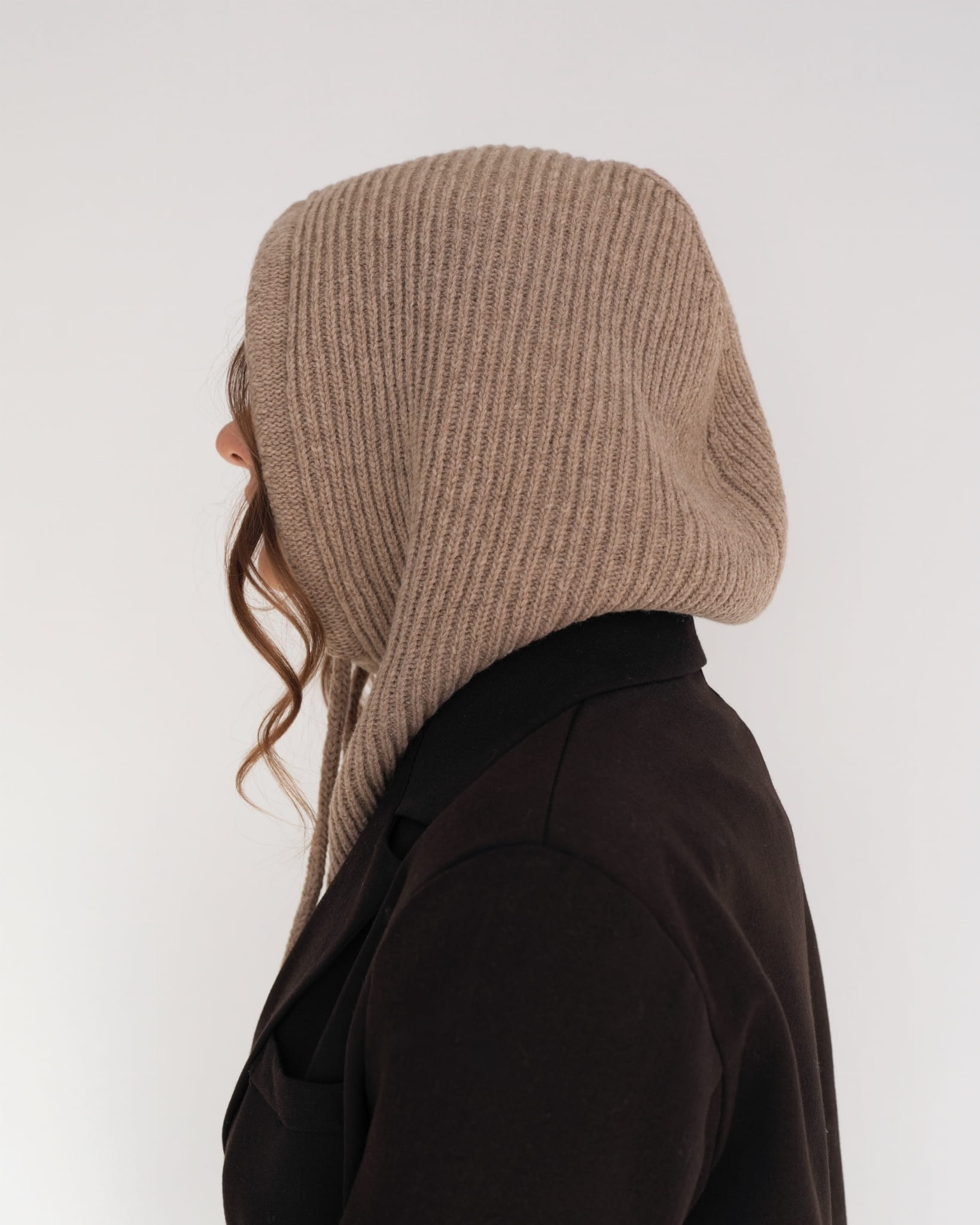 Kaptur Balaclava z wełny merino Brązowy
