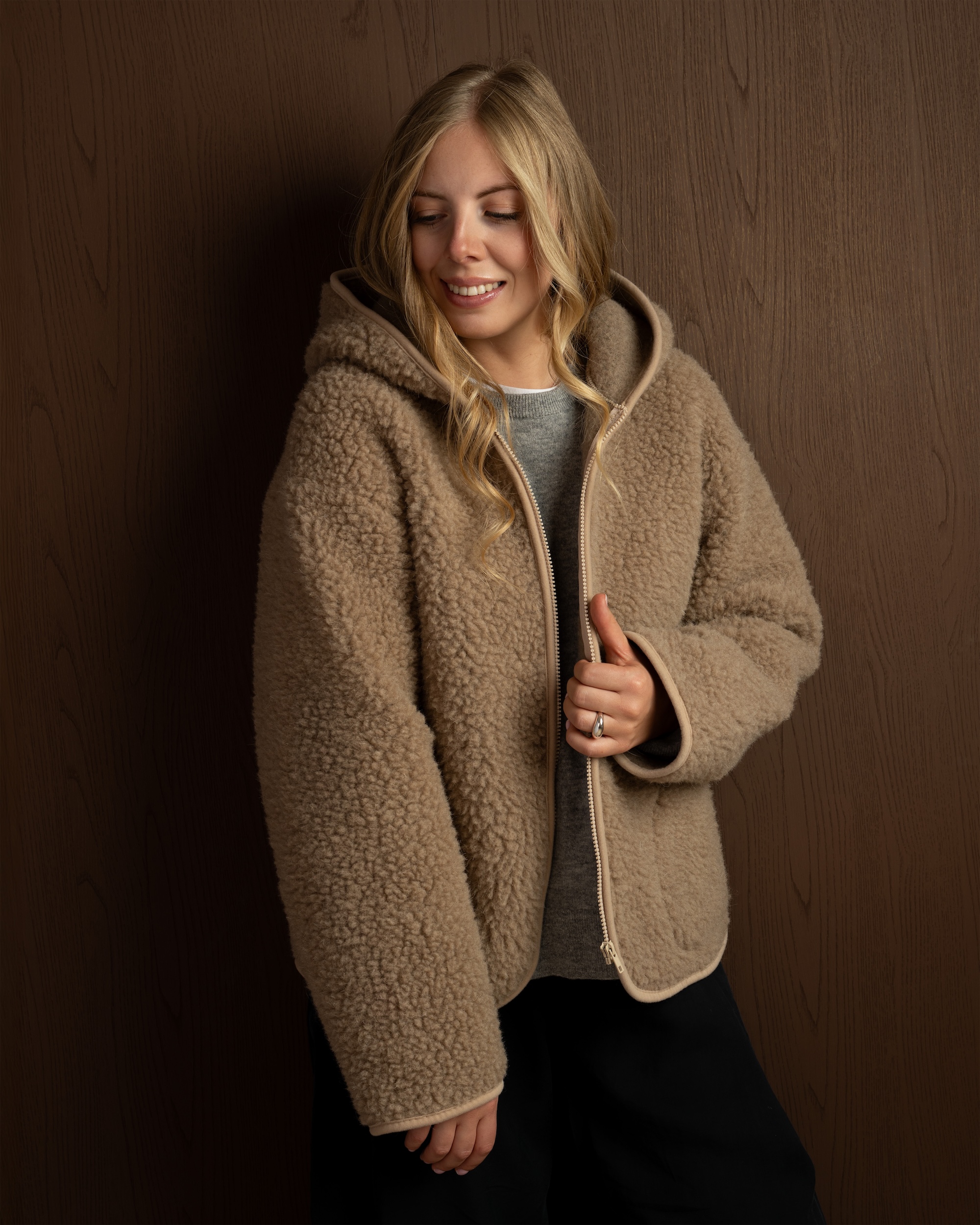 MEGGIE Kurtka z Wełny Merino Oversize TAUPE