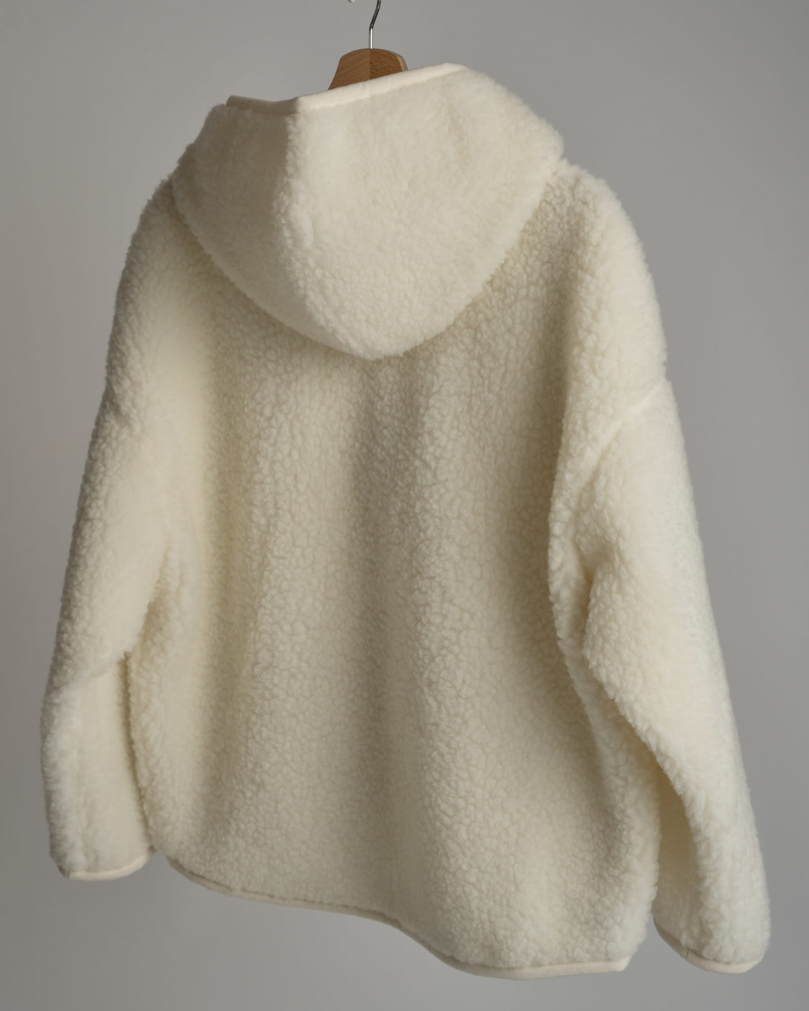 Kurtka z Wełny Merino Oversize MILKY