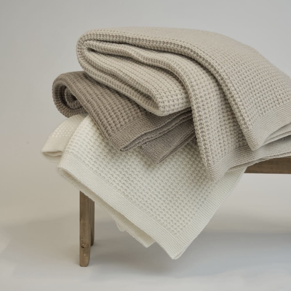 Koc z Wełny Merino 100% Ecru