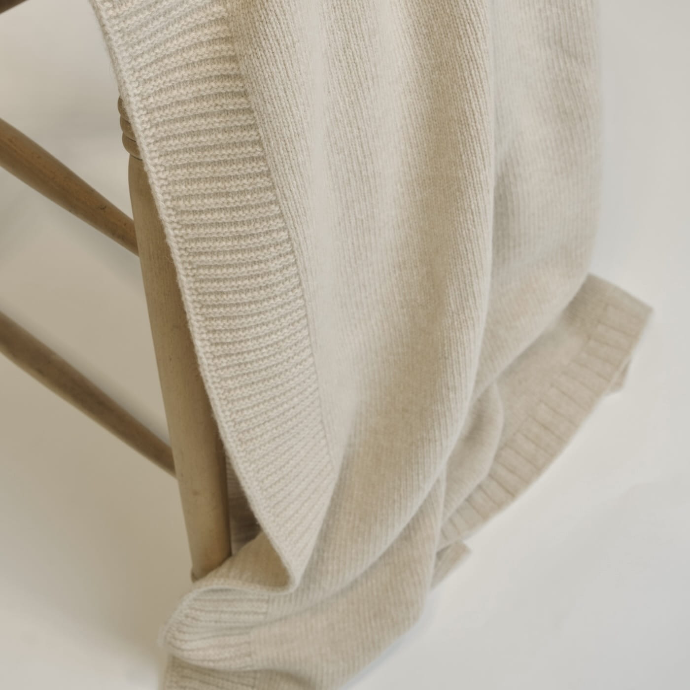 Koc z Wełny Merino 100% Beżowy