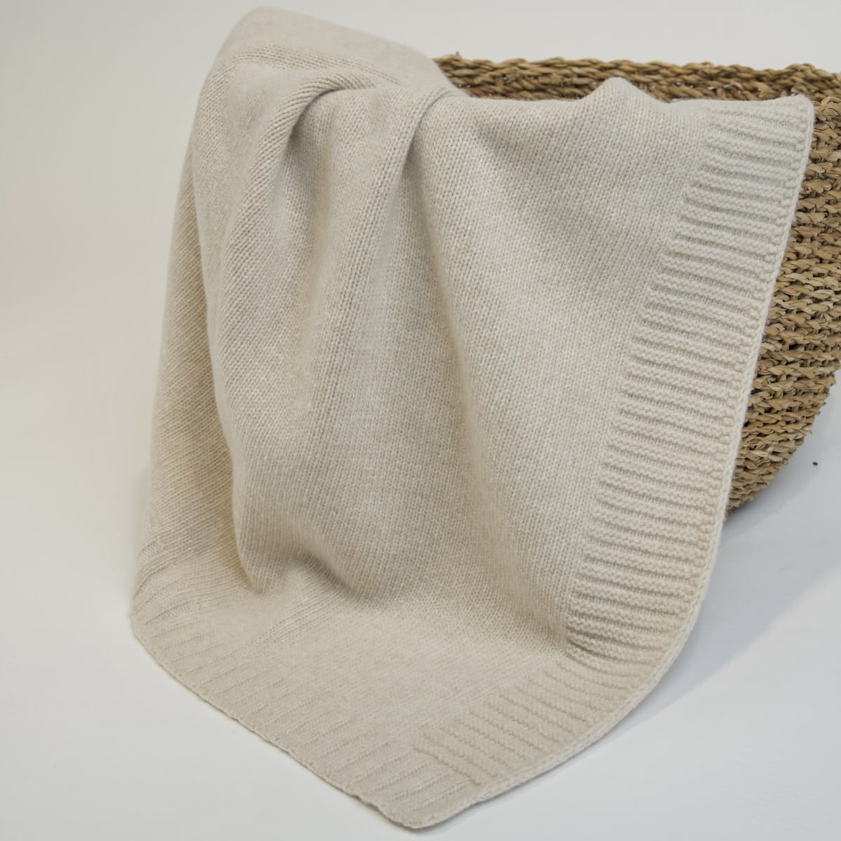 Koc z Wełny Merino 100% Beżowy