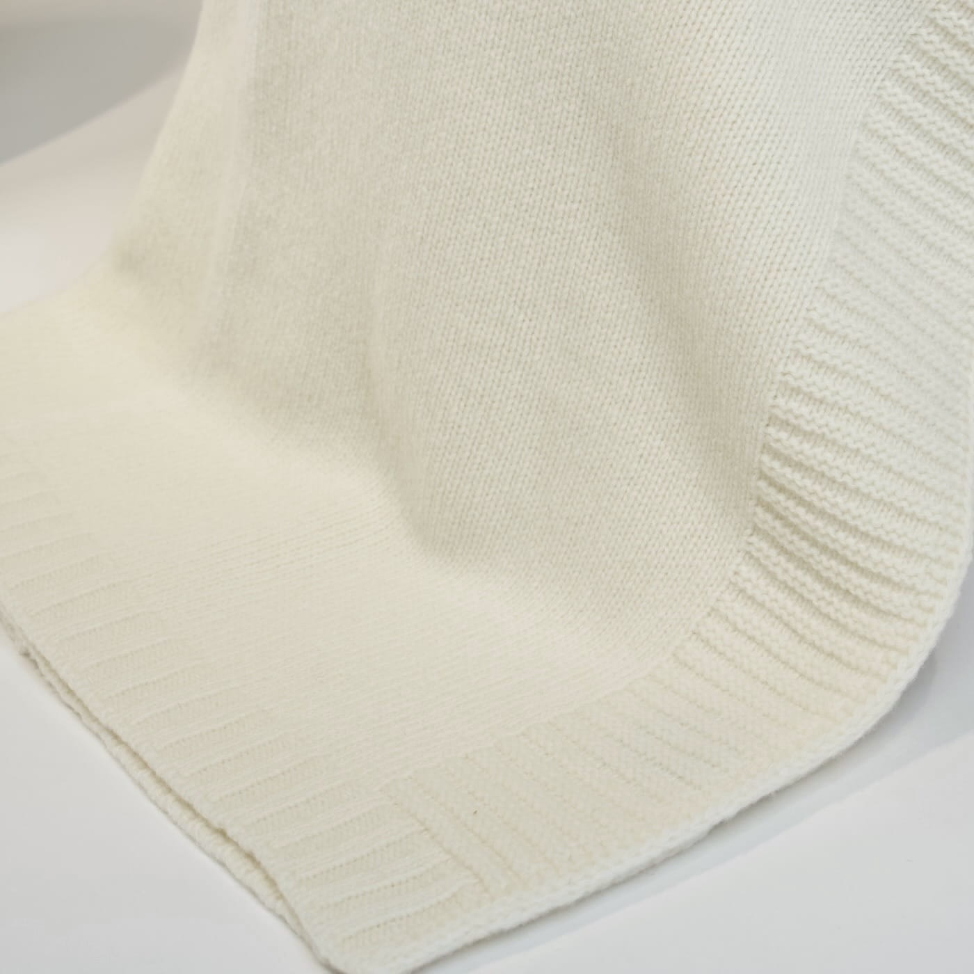 Koc z Wełny Merino 100% Ecru