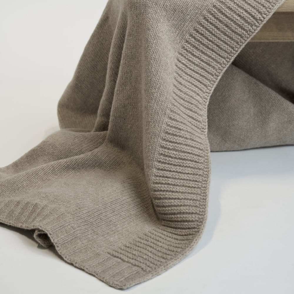 Koc z Wełny Merino 100% Brązowy